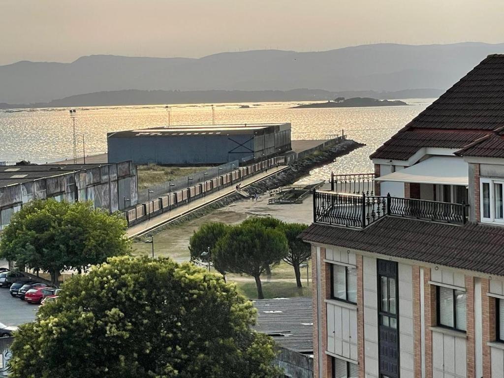 Apartamentos Mar De La Concha Vilagarcia de Arousa Esterno foto